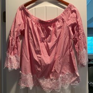 Bundle of 2: L red white blue off shoulder tops